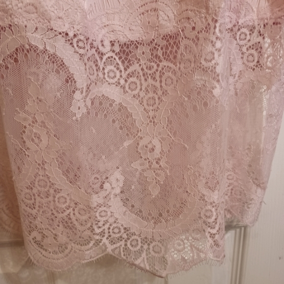 Delicate pink silky chemise with G-string - Picture 6 of 7